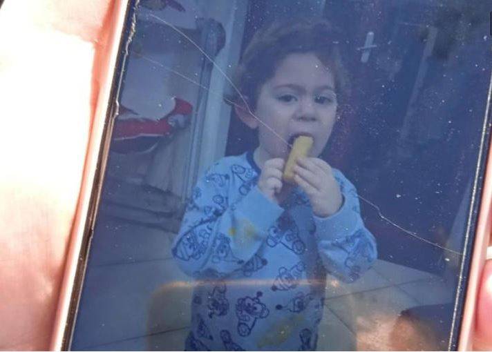 È stato ritrovato il bimbo di 3 anni che si era allontanato da casa